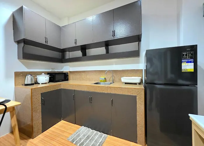 U6 La Guardia Townhouse 2 Bedroom Near It Park With Free Parking Apartment