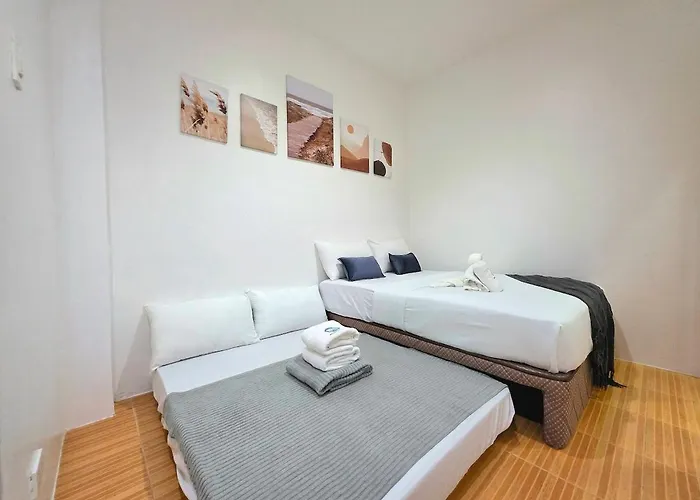 U6 La Guardia Townhouse 2 Bedroom Near It Park With Free Parking Apartment