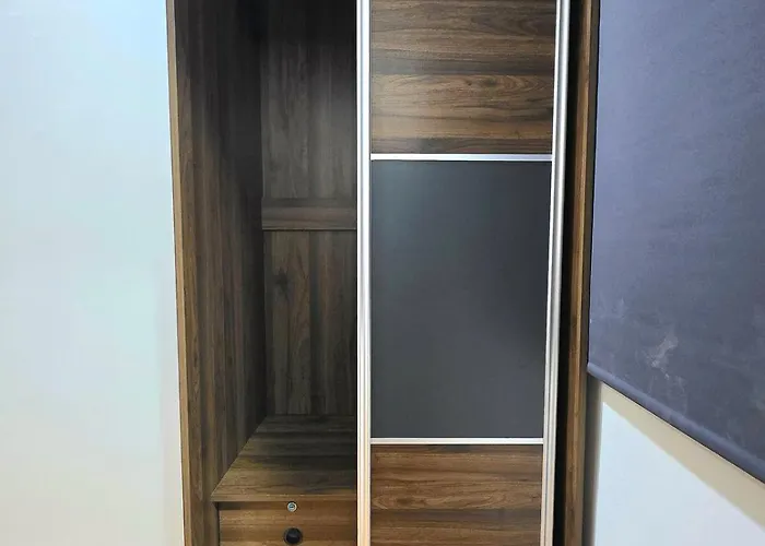 Apartment U6 La Guardia Townhouse 2 Bedroom Near It Park With Free Parking Cebu