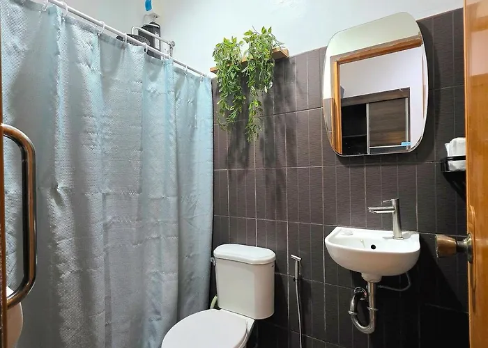 U6 La Guardia Townhouse 2 Bedroom Near It Park With Free Parking Apartment Cebu