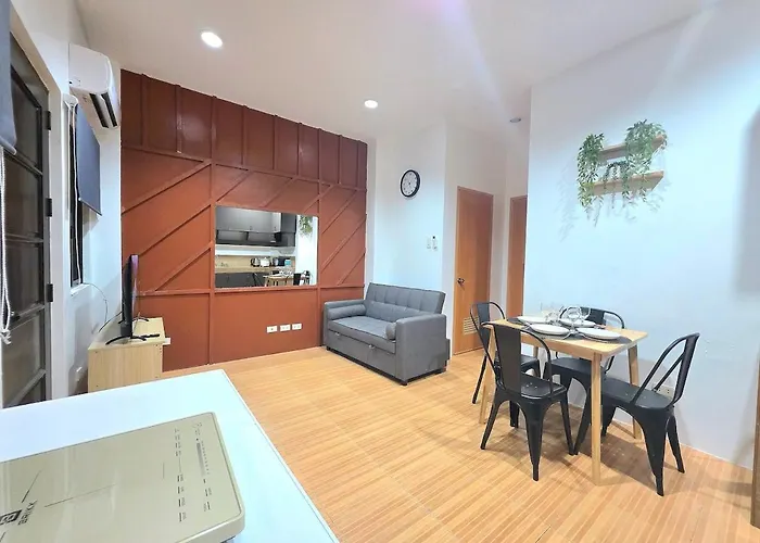 U6 La Guardia Townhouse 2 Bedroom Near It Park With Free Parking