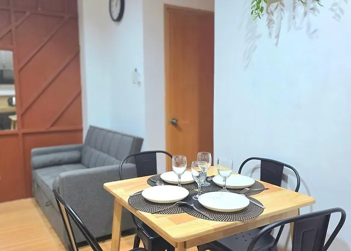 Apartment U6 La Guardia Townhouse 2 Bedroom Near It Park With Free Parking Cebu
