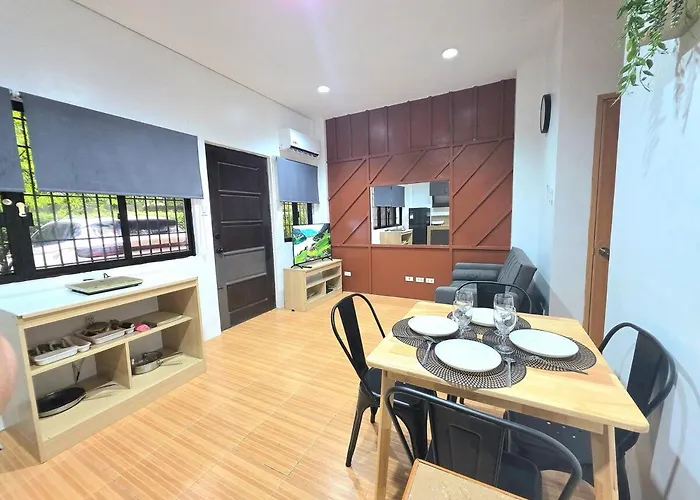 U6 La Guardia Townhouse 2 Bedroom Near It Park With Free Parking Cebu
