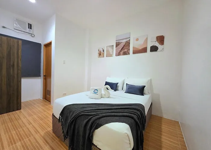 U6 La Guardia Townhouse 2 Bedroom Near It Park With Free Parking Apartment